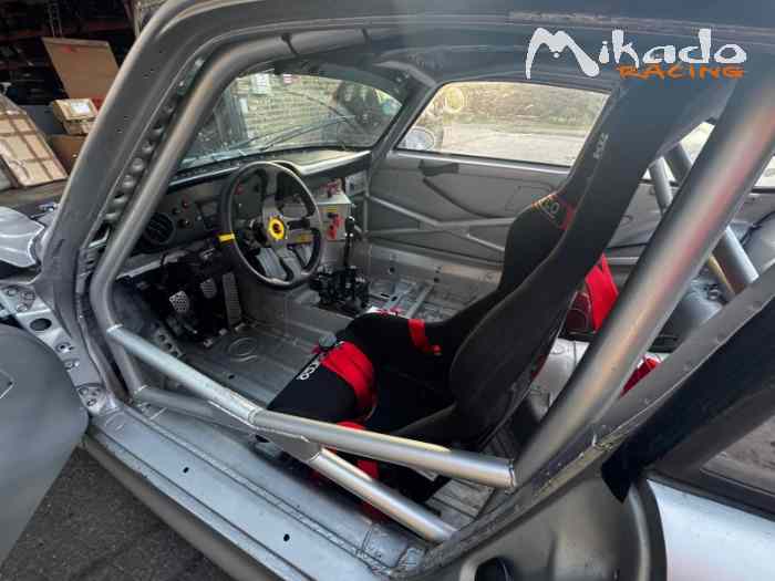 Porsche 911 1994 de course – photo 3 sur 6