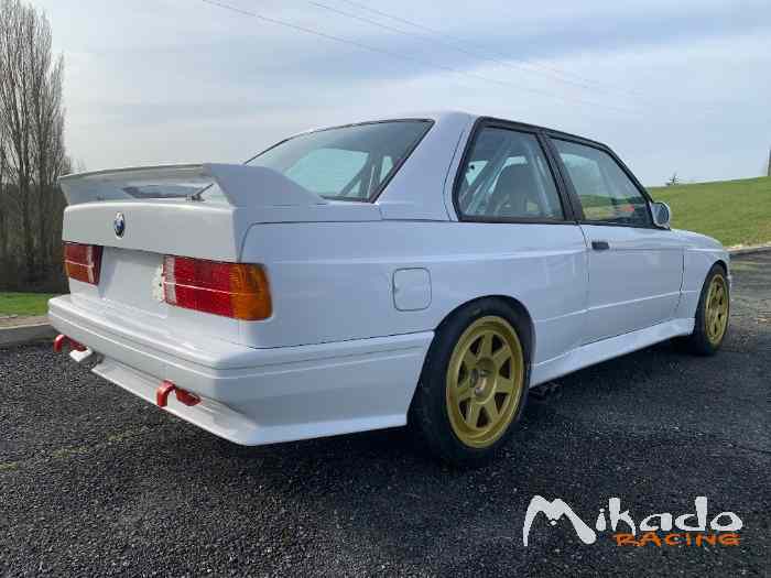 M3 E30 GRA – photo 2 sur 6