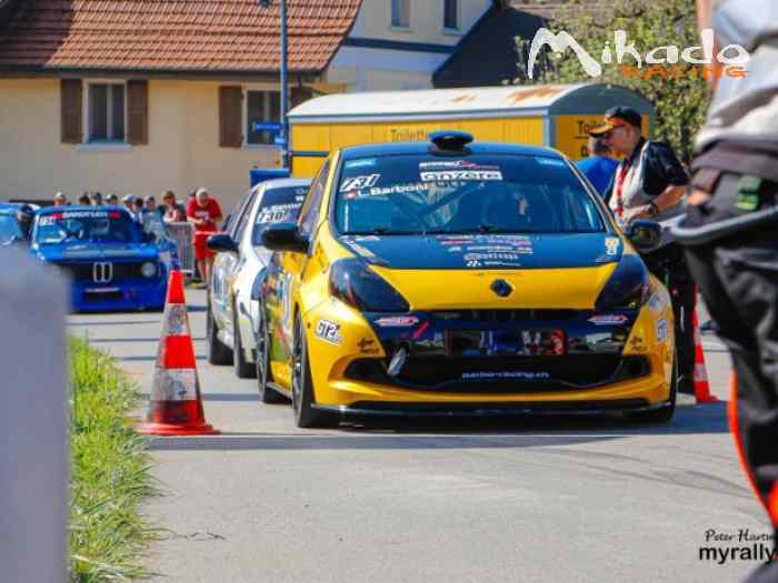 Renault Clio CUP X85 – photo 2 sur 6