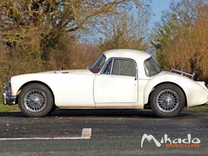 MG A 1600 Coupé – photo 2 sur 6