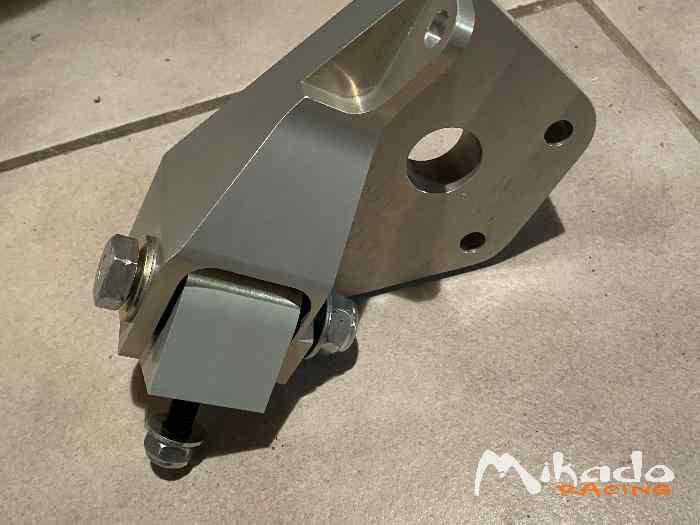 Support moteur Clio groupe A – photo 2 sur 2