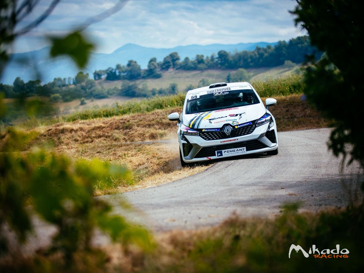 JLA rally loue Clio Rc5 POUR L'EPINE OU LE DAUPHINÉ – photo 1 sur 5