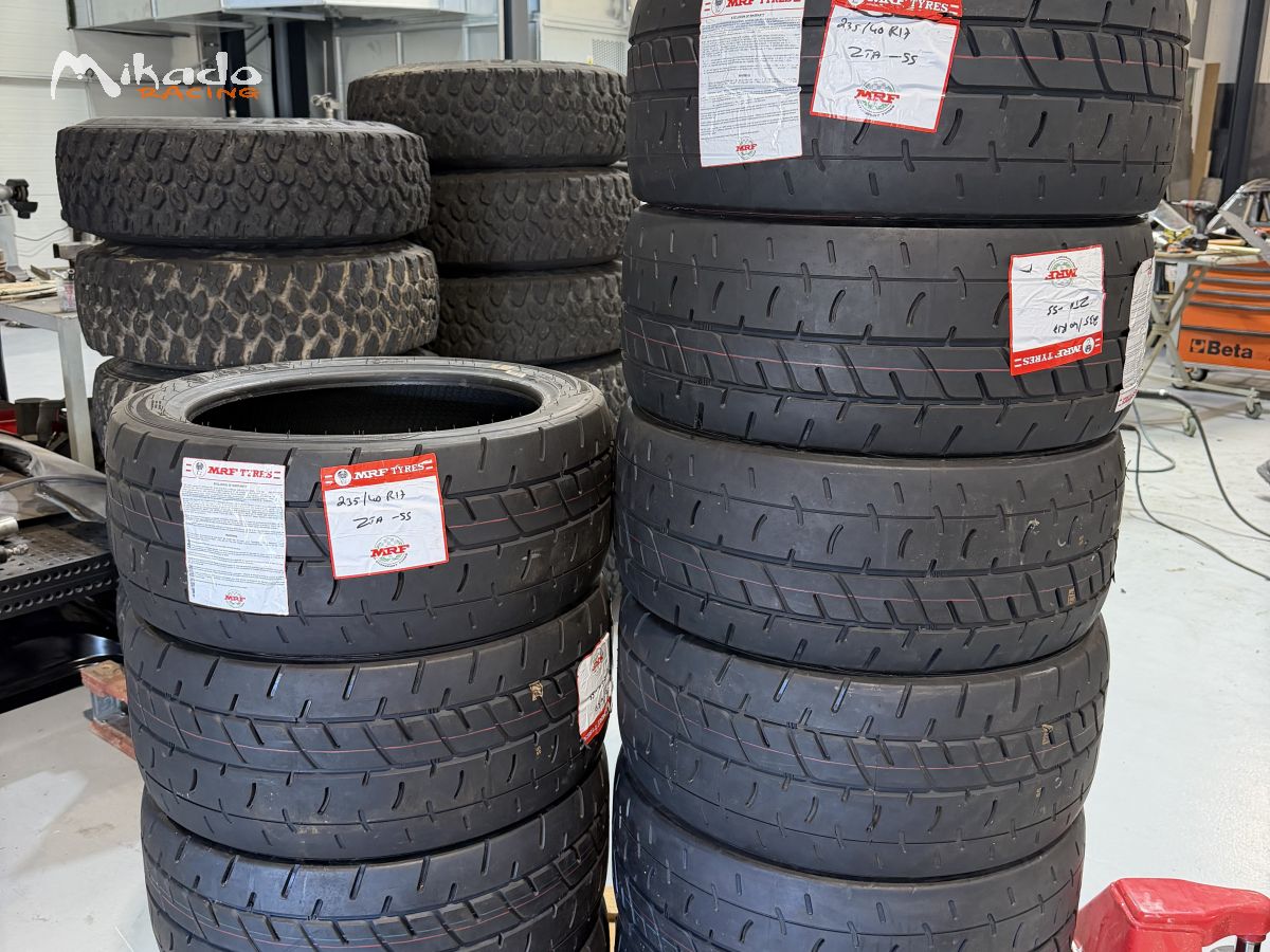 Pneus MRF rallye ZTA 235/40 R17 S & SS neufs – photo 1 sur 2