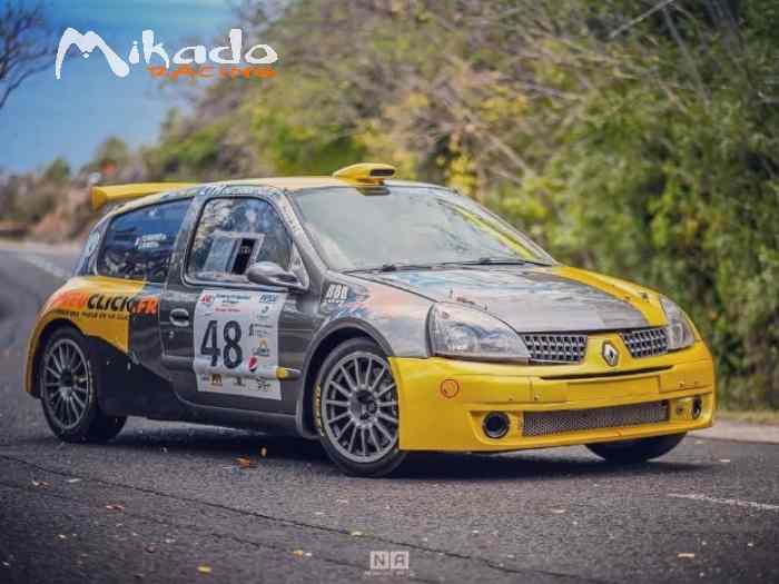 Clio 2 rs F2000/14 – photo 2 sur 2
