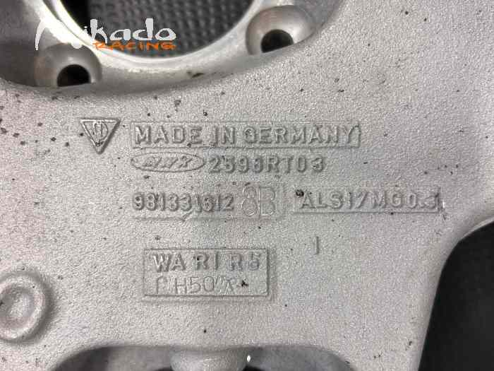 support de roue arrière droit porche 981 cayman GT4 – photo 3 sur 3