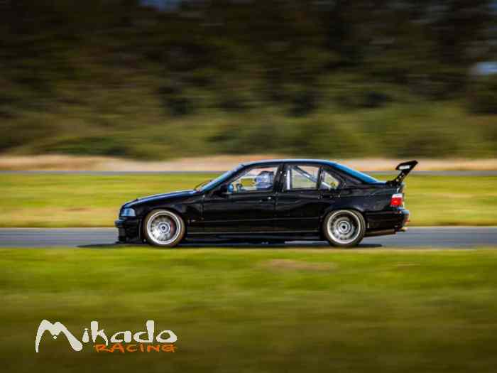 BMW M3 e36 3.2l – photo 2 sur 3