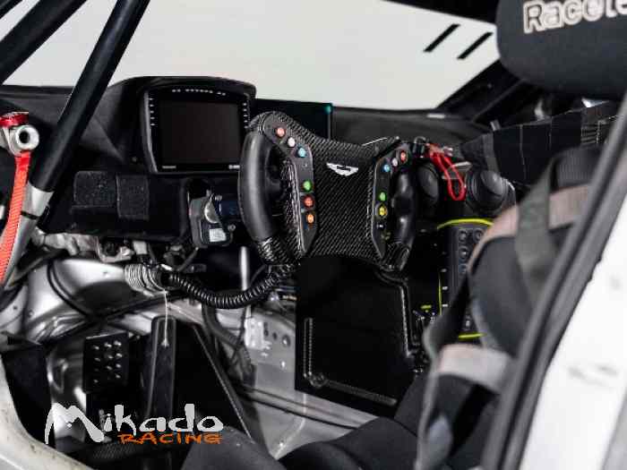 Aston Martin Vantage GT4 AMR V8 510 / Peinture bleu / TVA / Palmarès / 2023 / Boite neuve – photo 4 sur 6