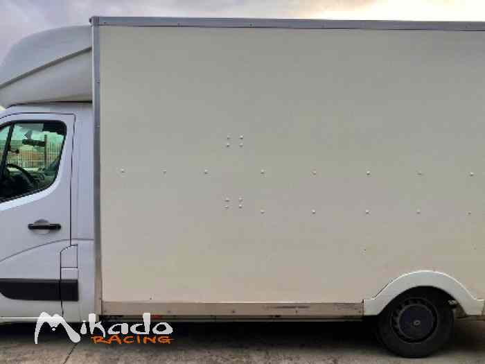 Team pro Vends Renault master pour 2 Protos + attelage – photo 2 sur 3