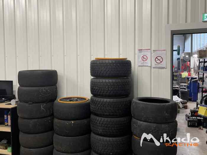 Important lot de pneus YOKOHAMA SLICKS 250/660/18 ou au détail. – photo 3 sur 3