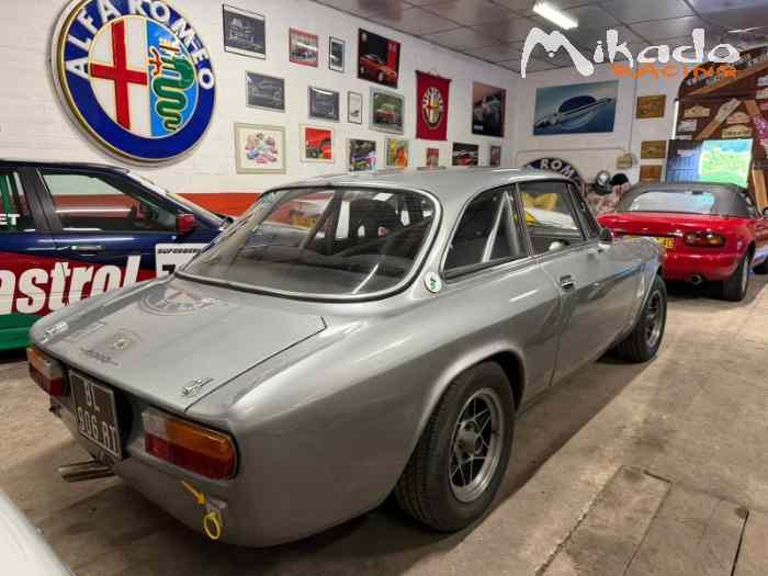 Alfa Romeo Bertone 2000 G1 – photo 2 sur 5