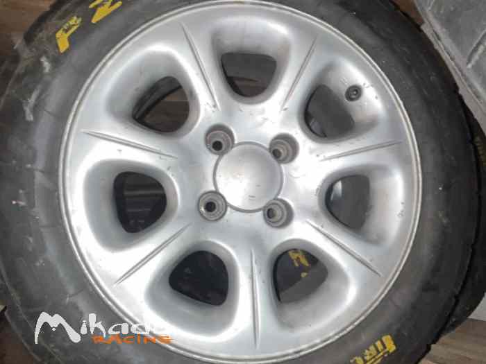 Pirelli r14 – photo 3 sur 3