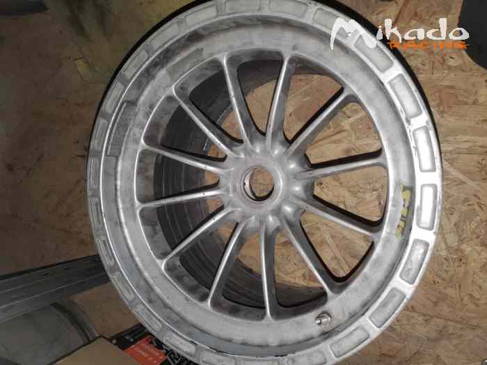 Pieces dallara /norma – photo 4 sur 6