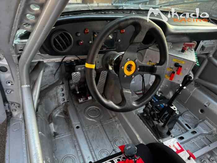 Porsche 911 1994 de course – photo 4 sur 6