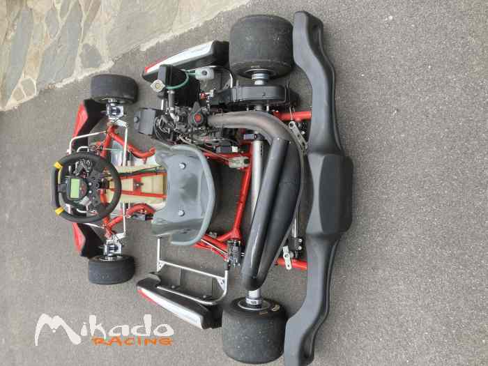 Karting 125 rotax max – photo 2 sur 6