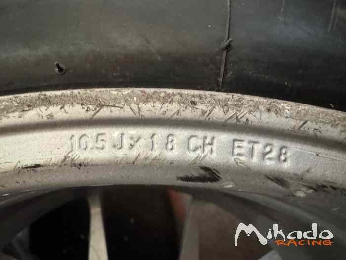 Jantes Porsche Racing à écrou central – photo 4 sur 6