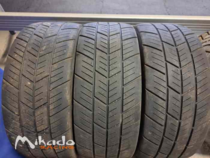 Pneus kumho pluie en 17 – photo 2 sur 2
