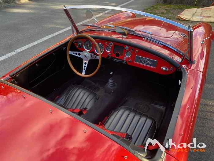 MGA LOOK SEBRING – photo 2 sur 6