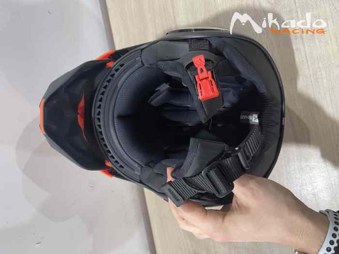 Casque Shark noir/orange – Taille M – Bon état – 100 € l’unité – photo 3 sur 5