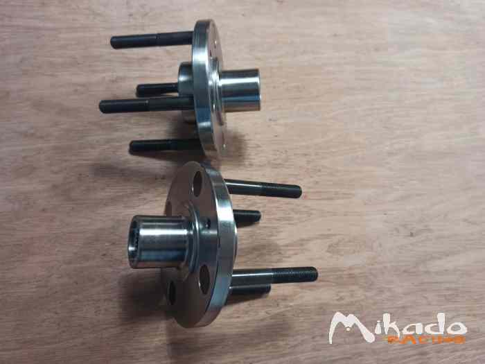 Moyeux diamètre 40 . 27 cannelures ( Renault) – photo 3 sur 6