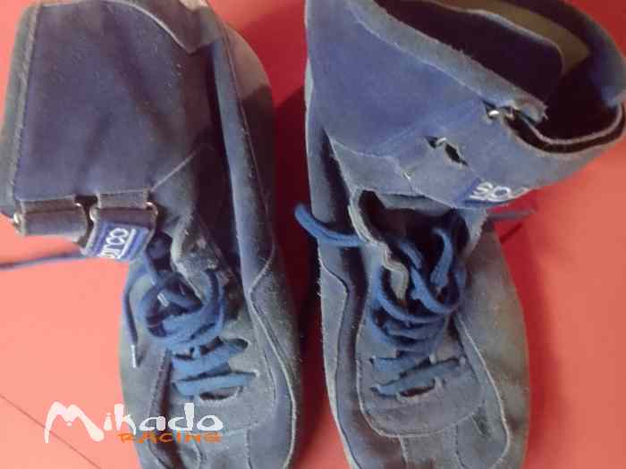 Chaussures T42 + GantsT11 + Cagoule – photo 2 sur 6