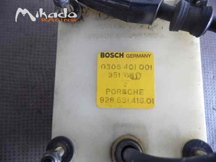 ANTIBROUILLARD AVANT GAUCHE 92863141601 PORSCHE 928 – photo 6 sur 6