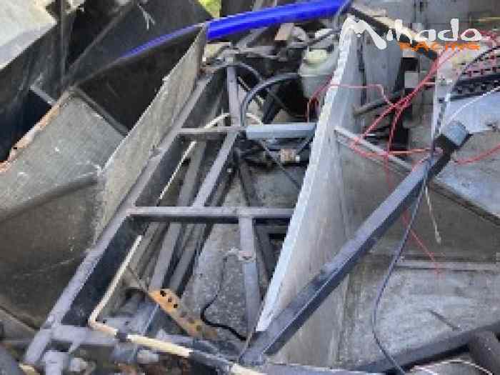 barquette de course RAFFO – photo 6 sur 6
