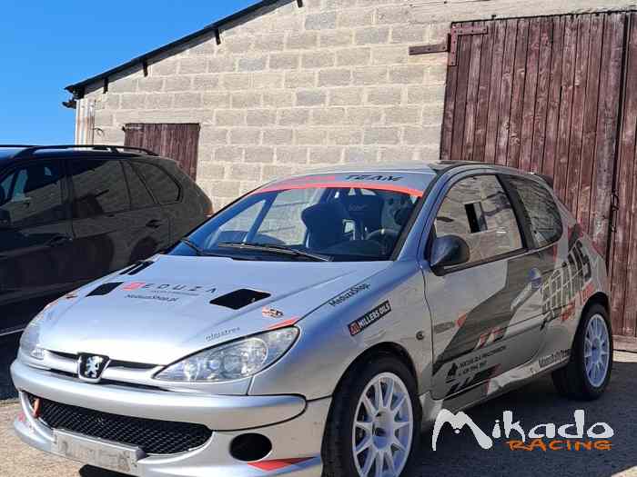 Peugeot 206 n2s ou f2000 13 – photo 2 sur 6