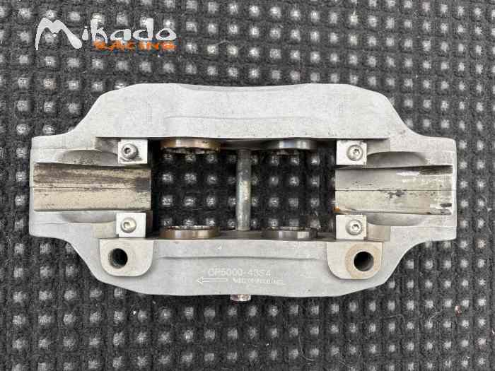 1 Etrier AP RACING 4 PISTONS CP5000 – photo 3 sur 4