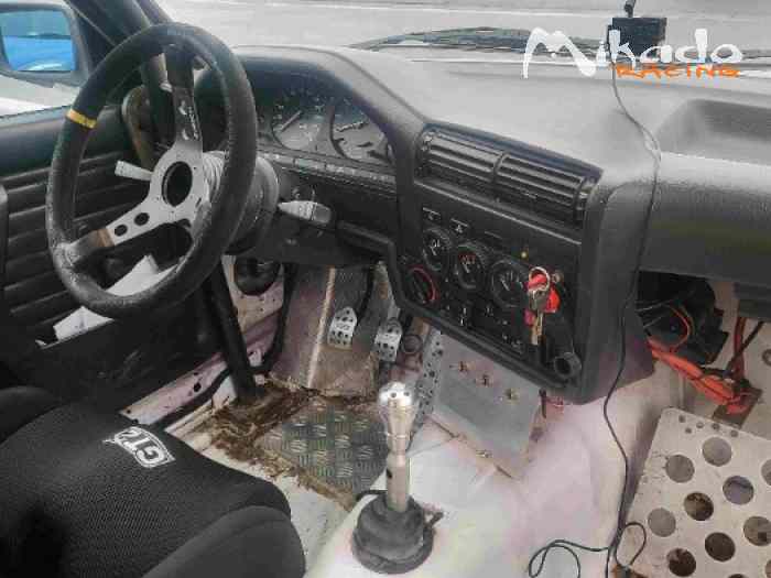 BMW 318I (trackday) A VENDRE – photo 4 sur 6