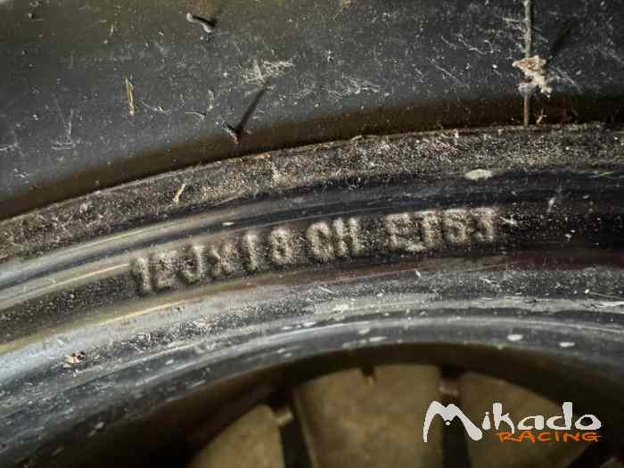 Jantes Porsche Racing à écrou central – photo 5 sur 6