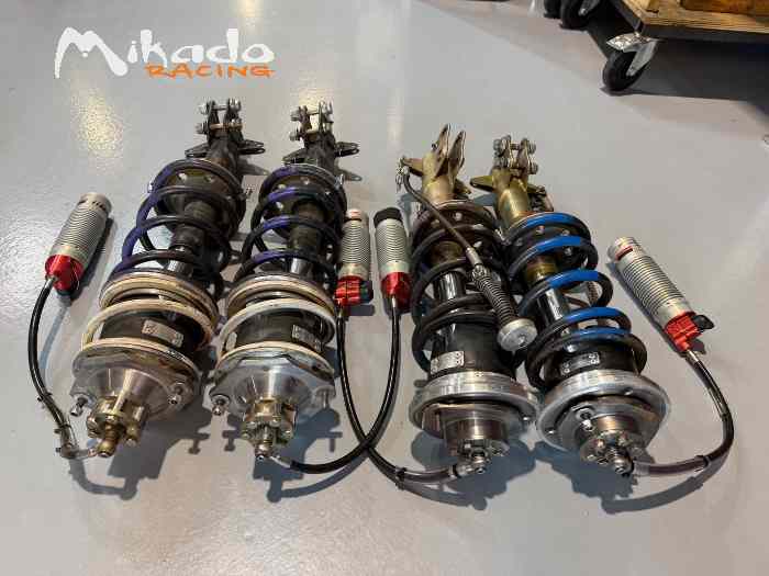 Set amortisseurs Lancia Delta Groupe A PKM – photo 2 sur 2