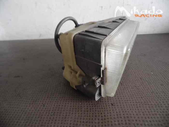 ANTIBROUILLARD AVANT GAUCHE 92863141601 PORSCHE 928 – photo 3 sur 6