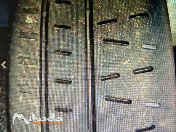 Vends Pirelli en 18 – photo 2 sur 2