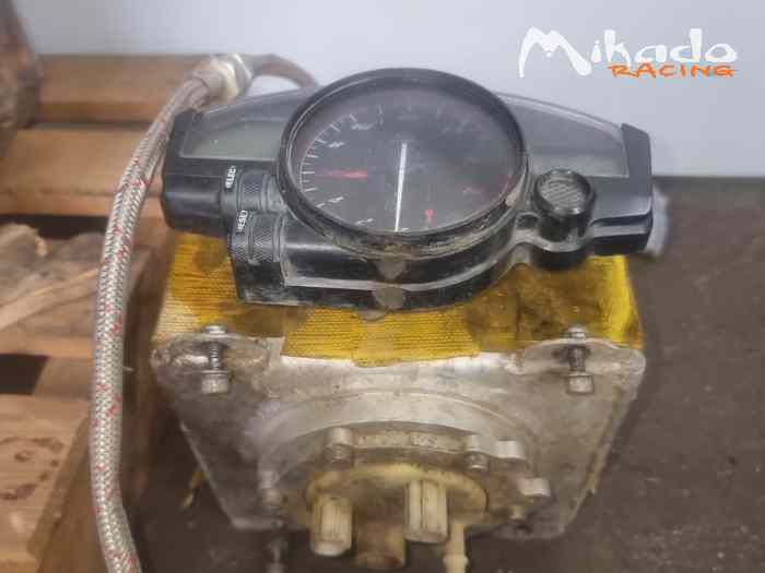 MOTEUR COMPLET R6 J511E DE 2006-2007 – photo 3 sur 4