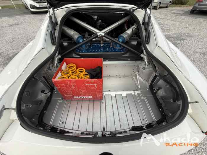 Aston Martin GT4 – photo 5 sur 6