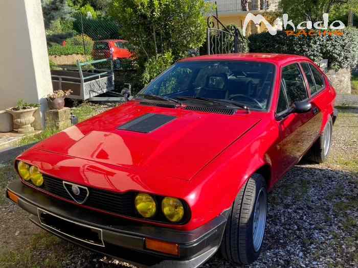 ALFA ROMEO GTV6 3.0 litres 24V – photo 2 sur 4