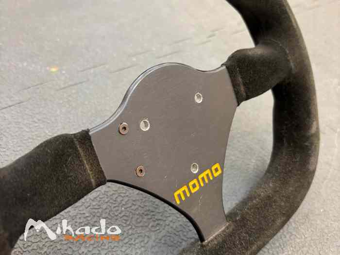 Volant Momo MOD12C – photo 3 sur 4