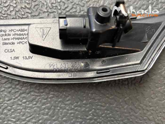Clignotants latéraux Porsche – photo 2 sur 2
