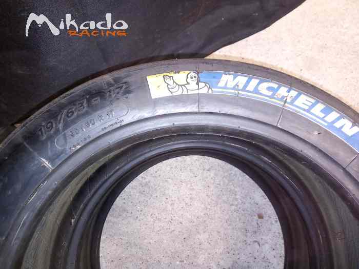 2 pneus Michelin 19x63x17 en N21 – photo 4 sur 5