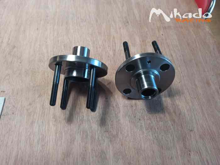 Moyeux diamètre 40 . 27 cannelures ( Renault) – photo 2 sur 6