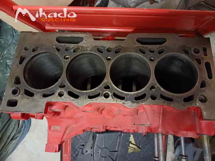 Bloc moteur TU5JP – photo 2 sur 2