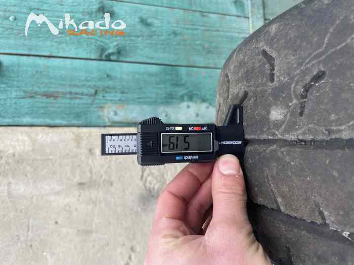 4 Pneu KUMHO médium en 16 – photo 3 sur 3