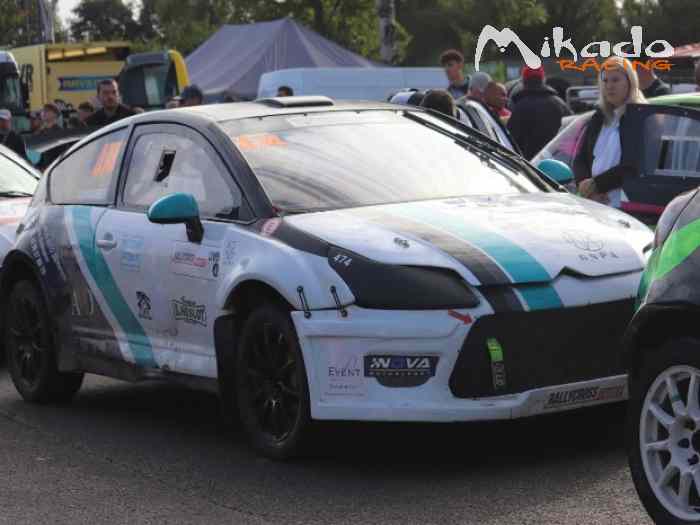 Citroën C4 F2000 – photo 2 sur 4