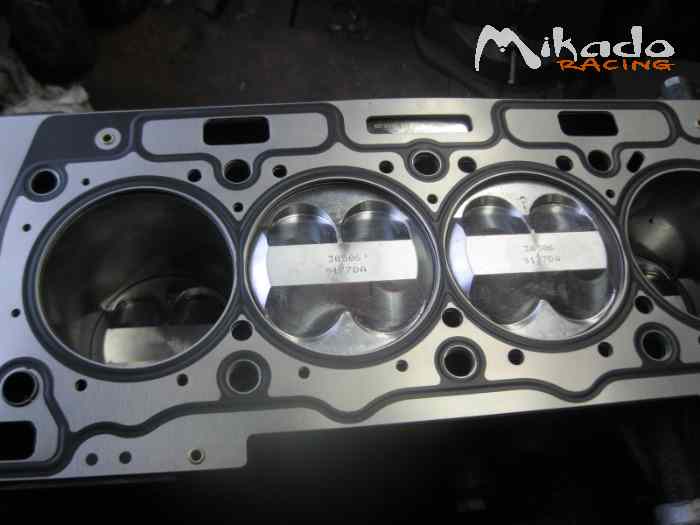 moteur F2000 106/saxo – photo 2 sur 4
