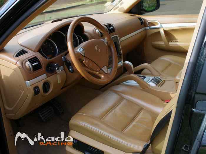 Porsche Cayenne – photo 6 sur 6