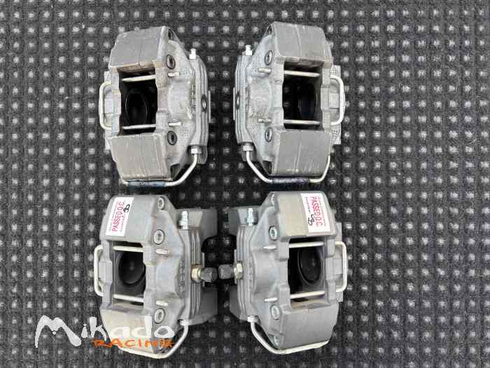 4 étriers RENAULT SPORT 2 Pistons CLIO MEGANE KIT CAR MAXI GRA VHC – photo 3 sur 4