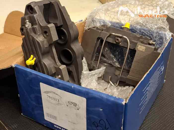 Lots de pièces pour Chevron B21 – photo 2 sur 5