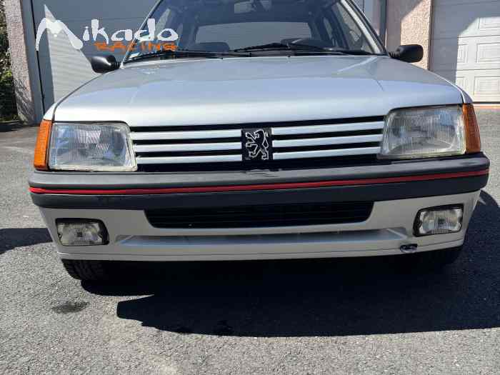 205 GTI – photo 2 sur 6