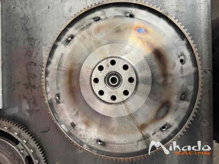 Volant moteur allégé subaru GT2000 – photo 2 sur 2