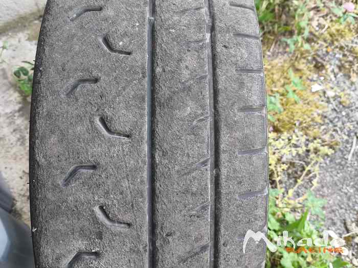 2 pneus Kumho TM02 K51 15 pouces – photo 3 sur 4